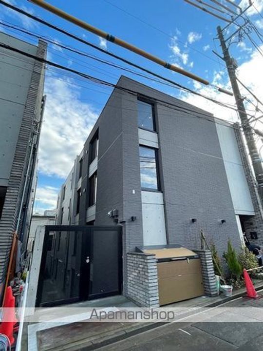東京都目黒区中目黒3丁目の賃貸マンションの外観