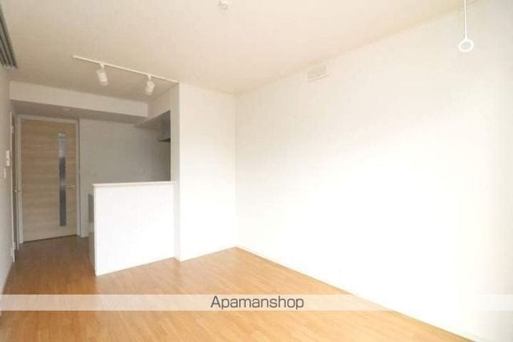 ハピネスの内装