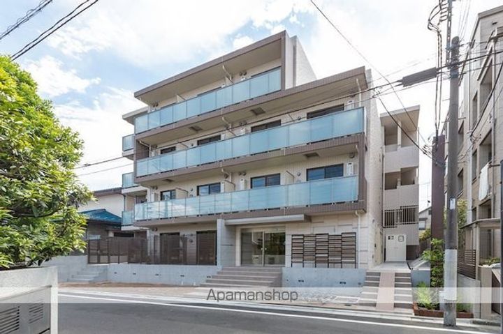 東京都渋谷区代々木4丁目の賃貸マンションの外観