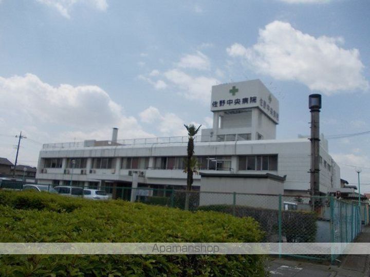 ファミーユAの周辺