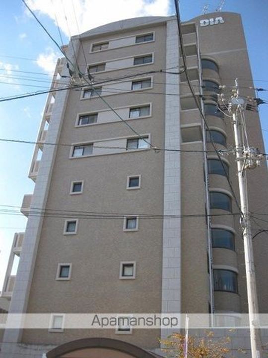 愛媛県新居浜市泉宮町の賃貸マンションの外観