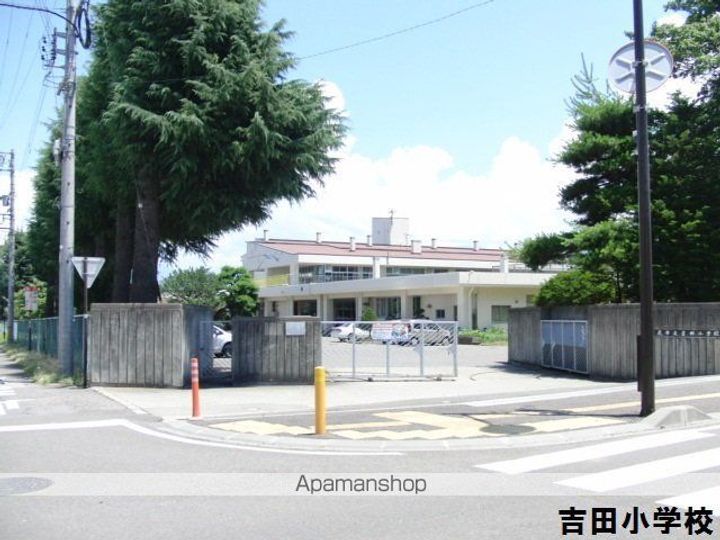 レオパレスNANA103の周辺