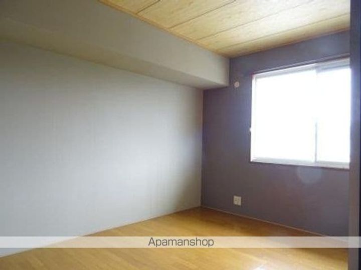 リバティハウスB202の居間