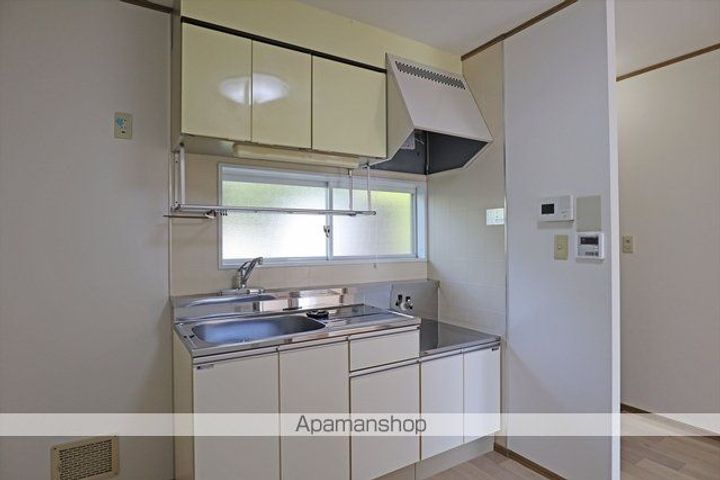 福島県郡山市片平町字大山南の賃貸アパートのキッチン