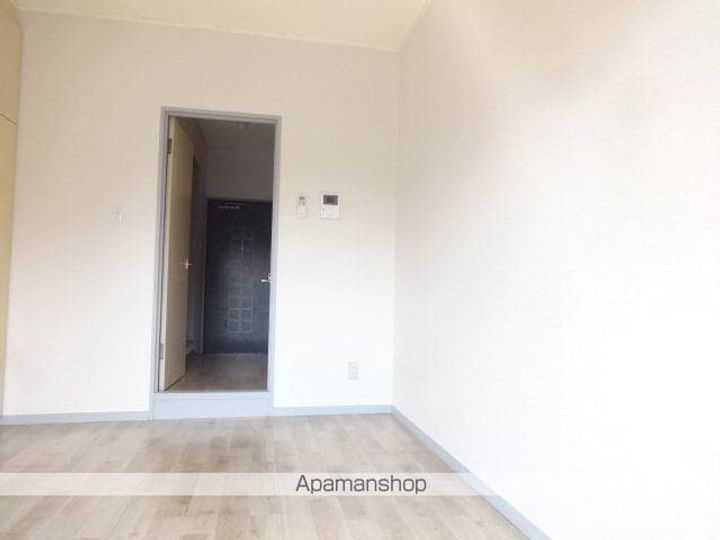 プライベート14205の居間