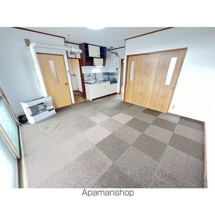 宮内マンション7の居間