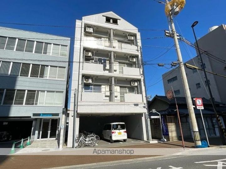 コバヤシハイツ402の外観