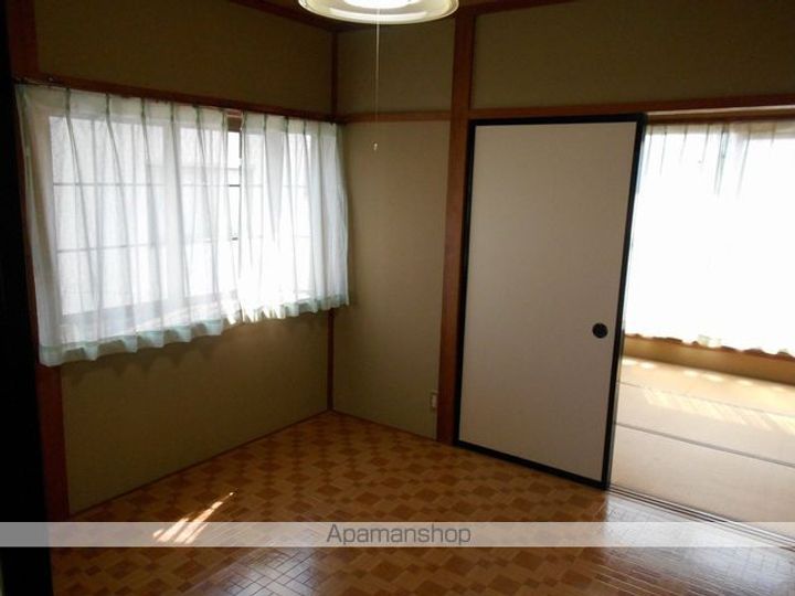 コーポあすなろ201の居間