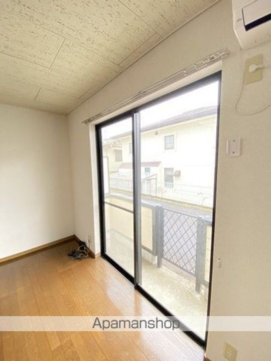 八木山トマト舘106の内装