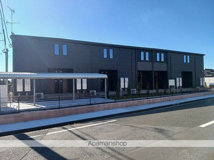 千葉県木更津市中里の賃貸アパートの外観