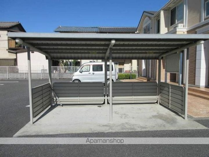 山梨県笛吹市石和町市部の賃貸アパートの外観