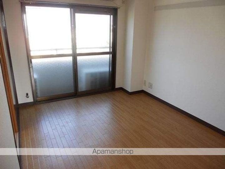 グレイスT303の居間