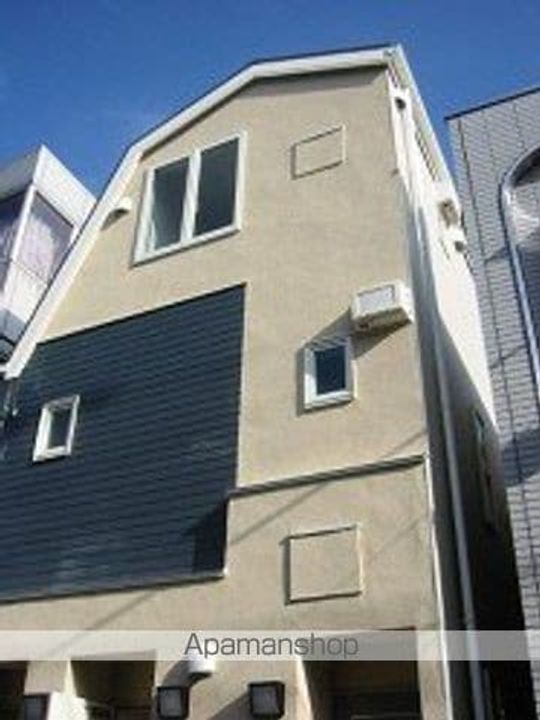 東京都中野区沼袋2丁目の賃貸アパートの外観