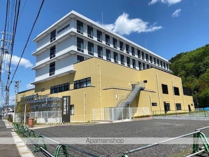 クレセント北郷 Bの周辺