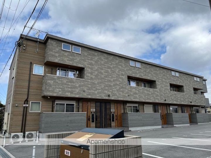 滋賀県長浜市平方町の賃貸アパート105の外観