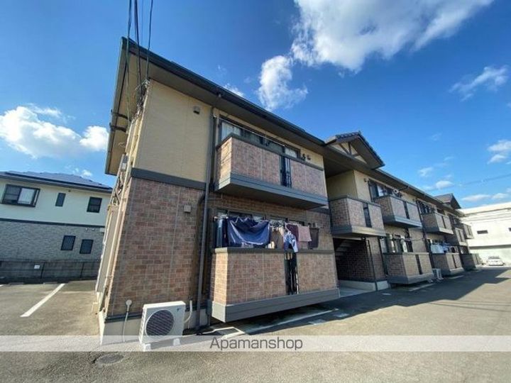 香川県高松市木太町の賃貸アパートの外観