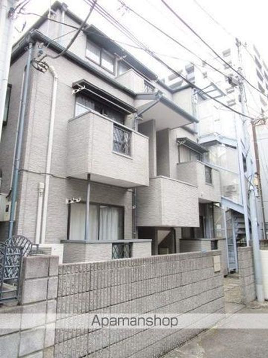 東京都杉並区成田東5丁目の賃貸アパートの外観