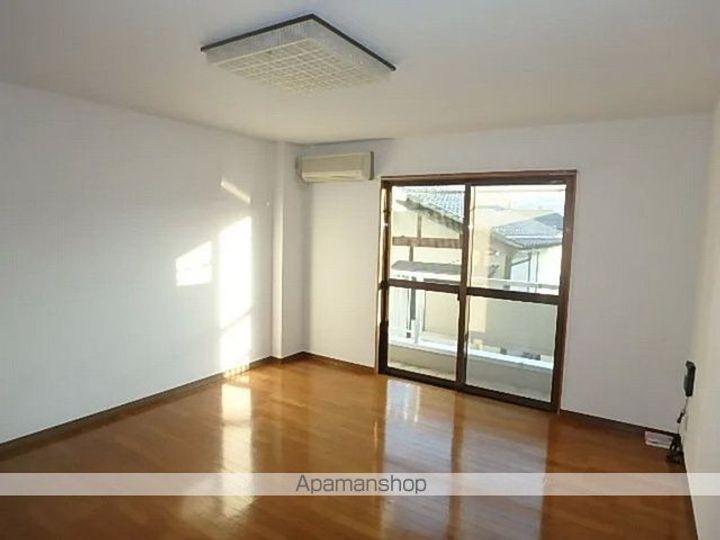 エトワール浅間の居間