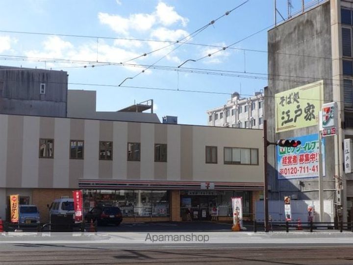 スカイブルー潮江の周辺