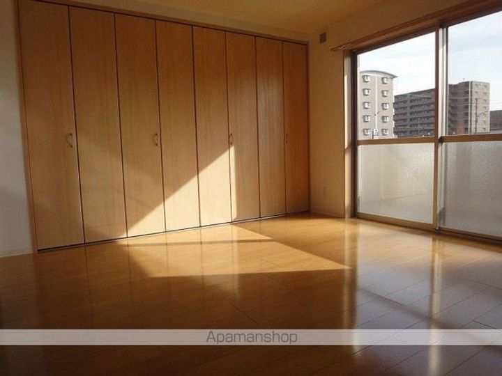 クレドール南川添の内装