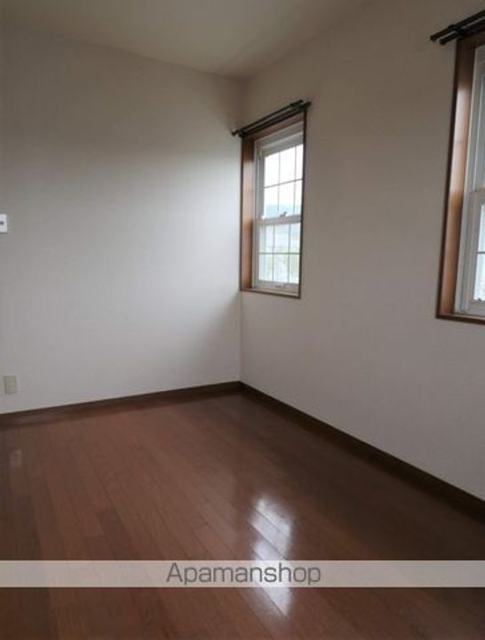 エンフィールド シャリテの内装