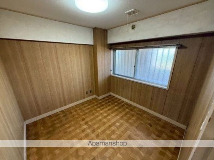 アワヤママンションの内装