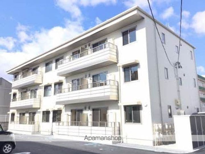 福島県郡山市山根町の賃貸マンションの外観