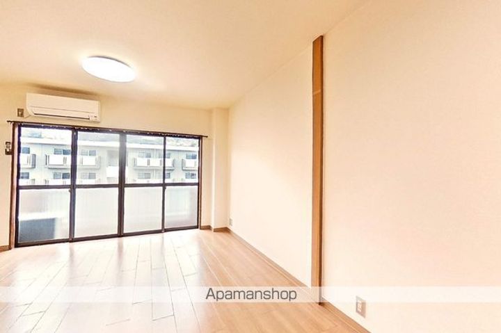 フローラルハウスの内装