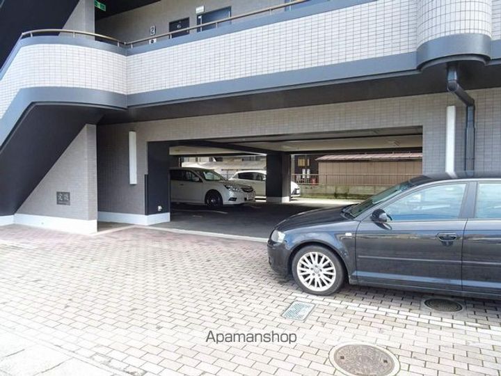 REVEKANEKA302のその他画像