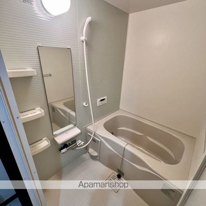 アチェーロ土岐口103の風呂