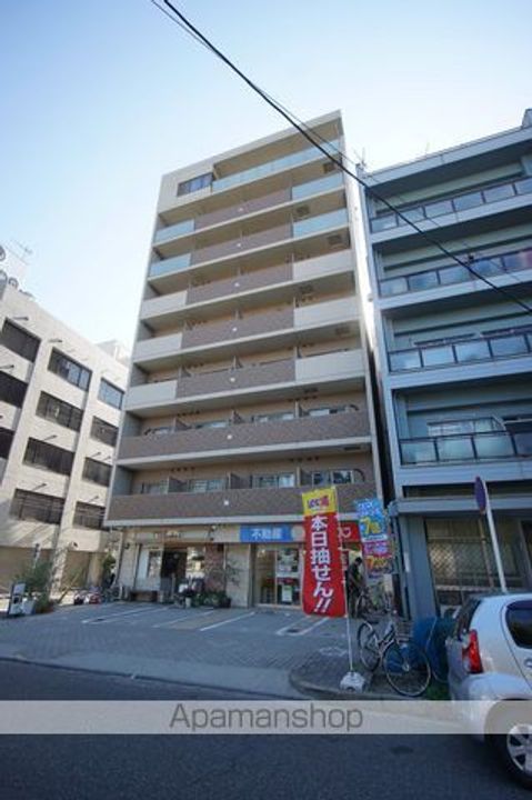 ニーズメゾン新栄の外観