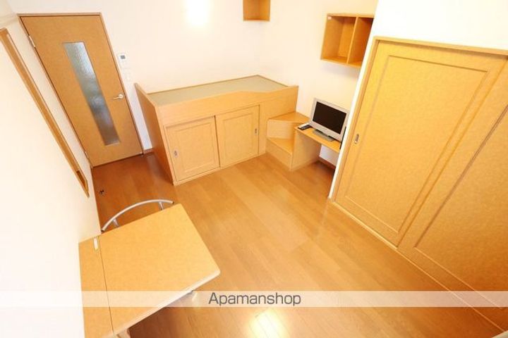 レオパレス駿110の居間
