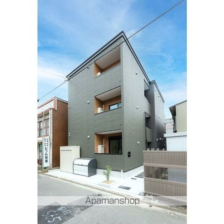 CRASTINE名楽町「クラスティーネメイラクチョウ」の外観