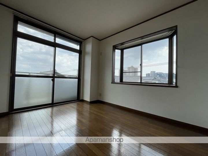 リバーサイド弐番館の内装