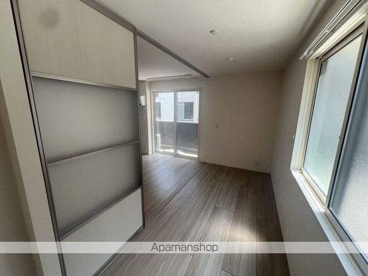 パミドール和206の内装