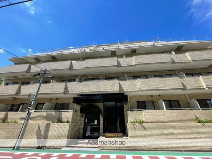 スカイコート市ヶ谷2F-1の外観