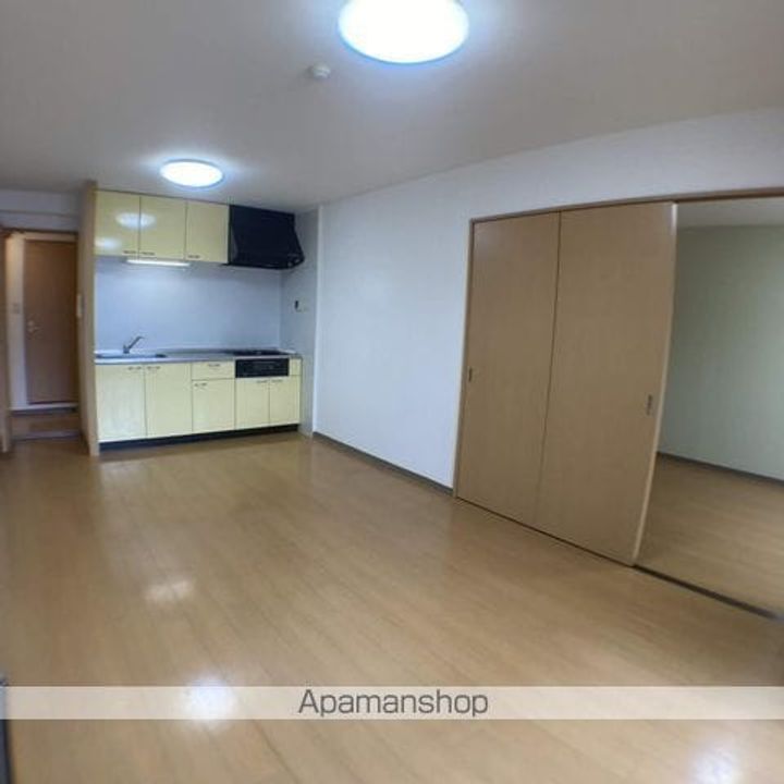 ハートフルマンションVENEREの居間