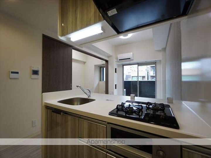 愛知県名古屋市千種区仲田2丁目の賃貸マンションのキッチン