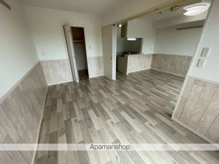 レジデンス ヒルイースト河渡の内装