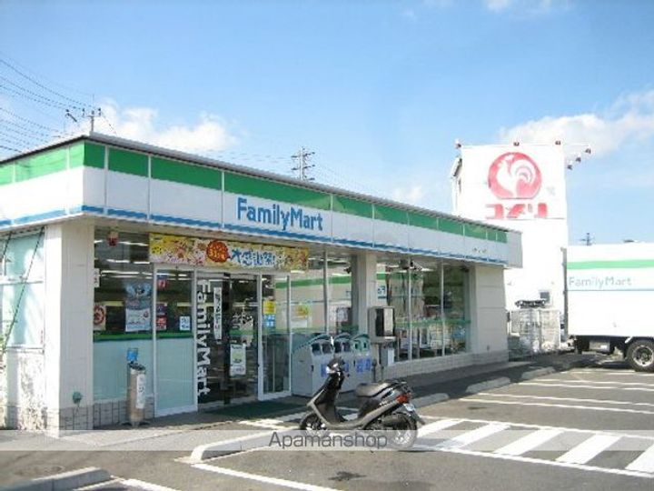 シャン・ポワール101の周辺