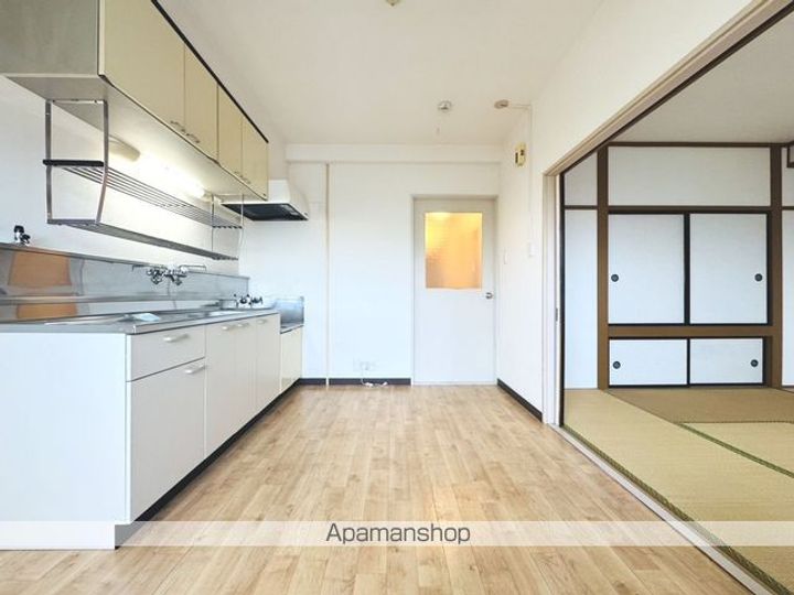 湯川パレス(ユノカワパレス)505の内装