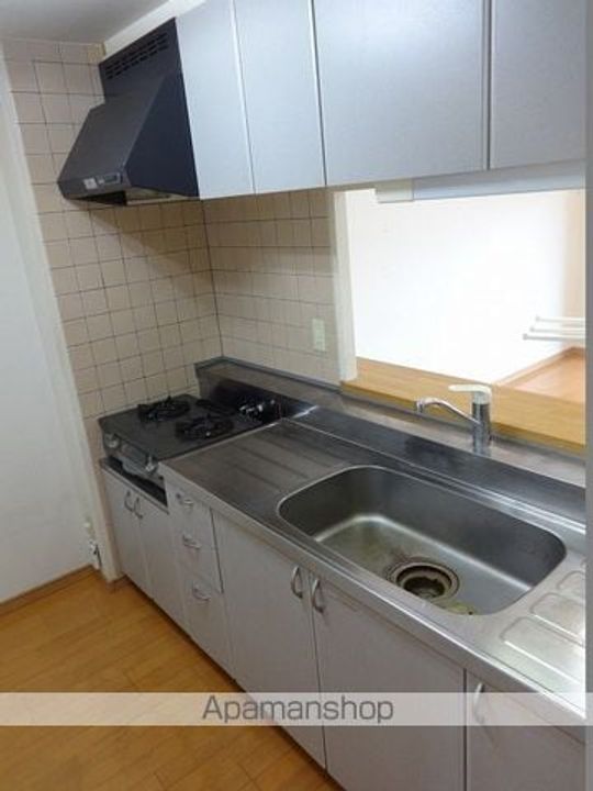 高知県高知市梅ノ辻の賃貸マンションのキッチン