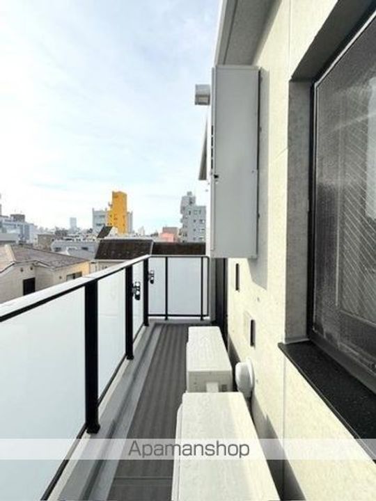 LA PERLA NAKANOの居間