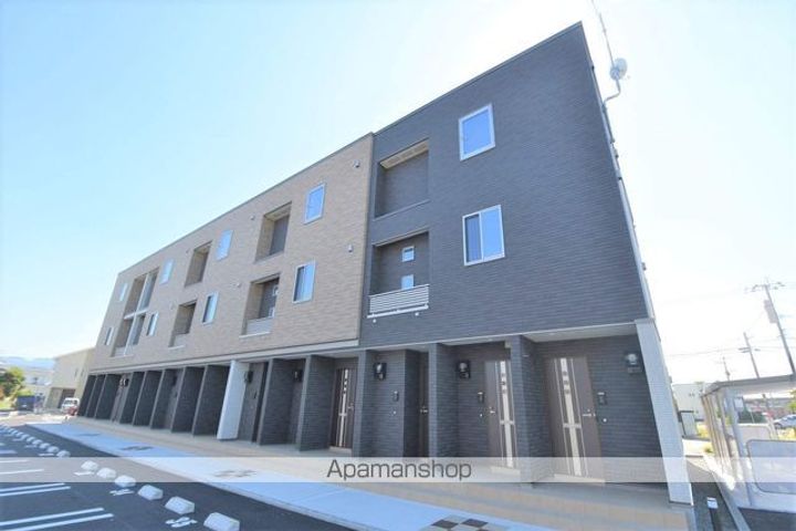 熊本県八代市大手町2丁目の賃貸アパートの外観