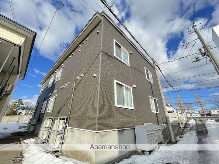 クリスタルタウン203の外観