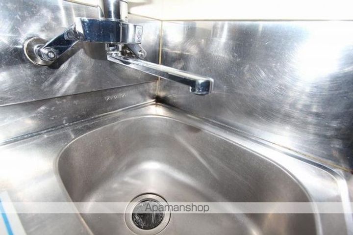 香川県高松市昭和町1丁目の賃貸マンションの内装