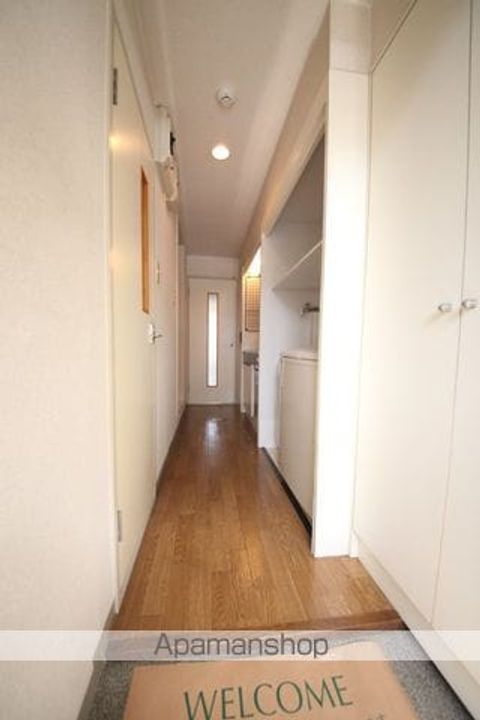 ビレッジコア八王子の玄関