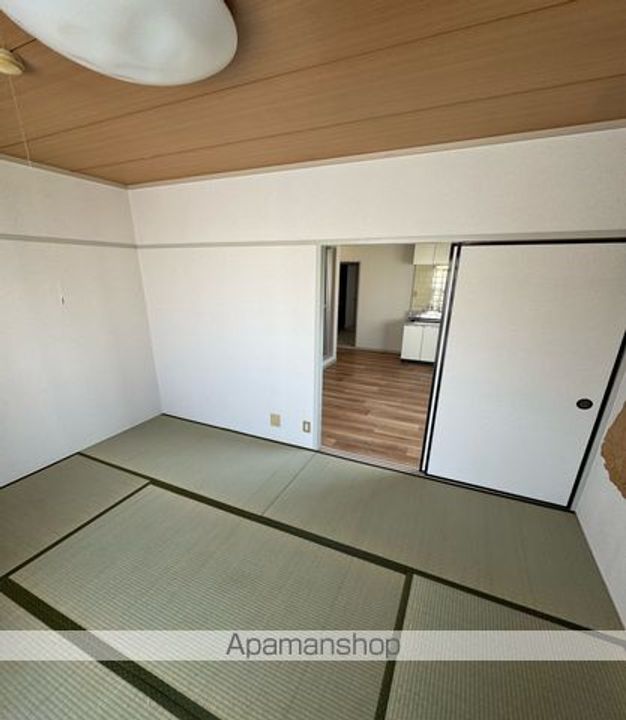 マンション忍の内装