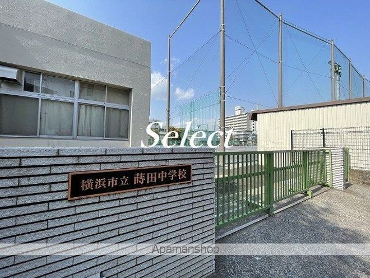 アーベイン南太田の周辺