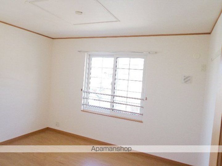 長野県松本市大字里山辺の賃貸アパートの内装